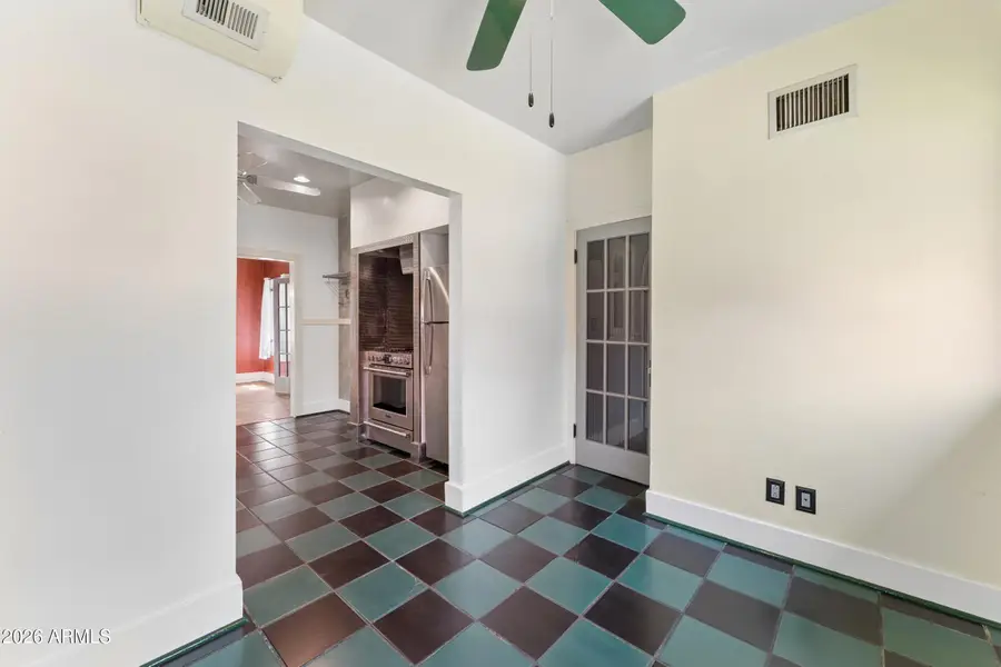 537 W Willetta Street, Phoenix, AZ 85003 - #3