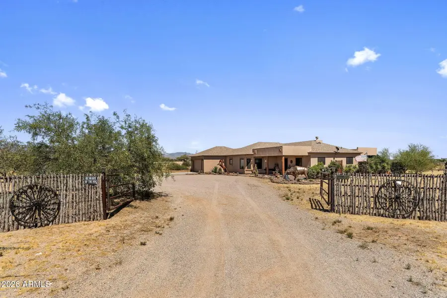 27755 S Clydesdale Avenue, Congress, AZ 85332 - #3