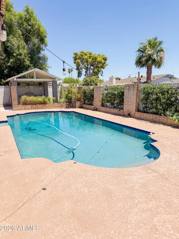 4215 W Hatcher Road, Phoenix, AZ 85051