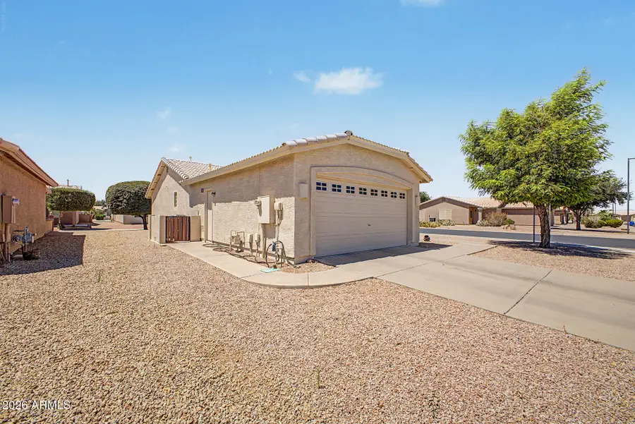 1433 E Cherry Hills Drive, Chandler, AZ 85249 - #3