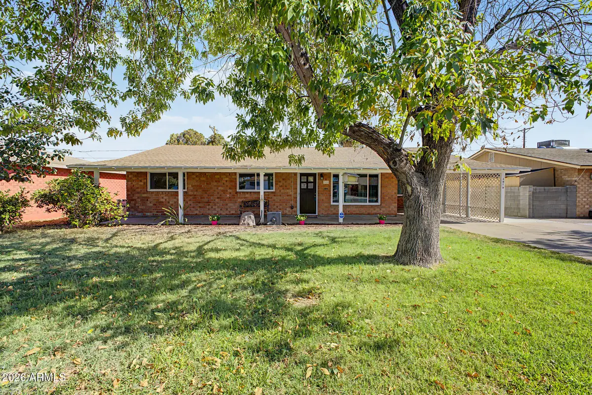 3915 W Berridge Lane, Phoenix, AZ 85019 - #1