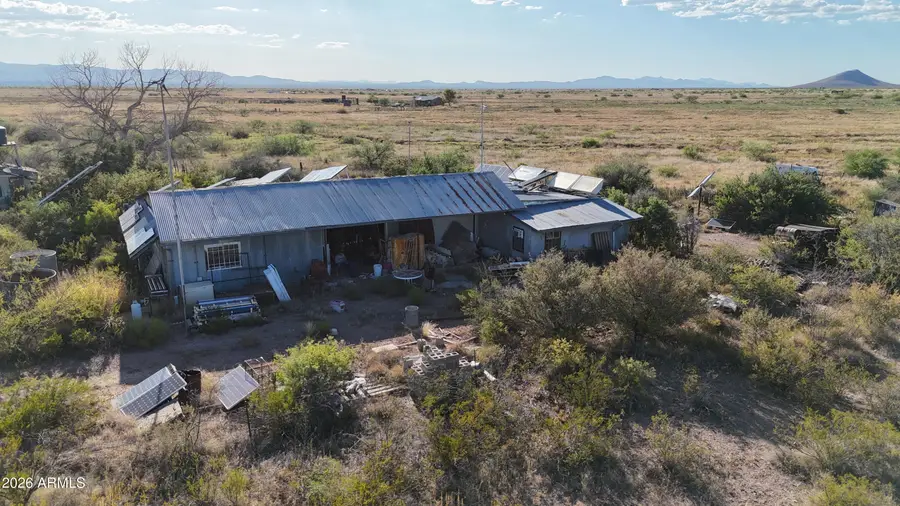 110 E Erie Drive, Douglas, AZ 85607 - #2