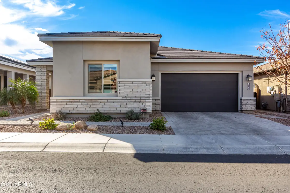 2827 E Robin Lane, Phoenix, AZ 85050 - #1
