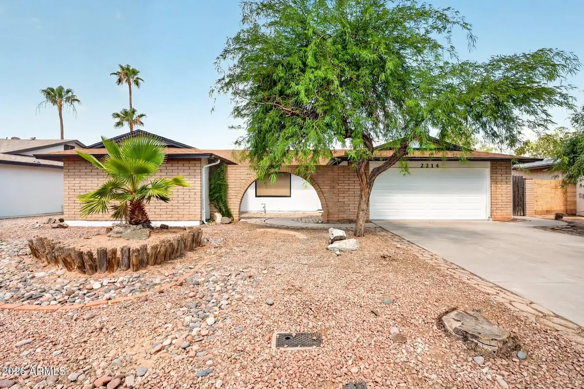 2214 S Cottonwood Drive, Tempe, AZ 85282 - #1