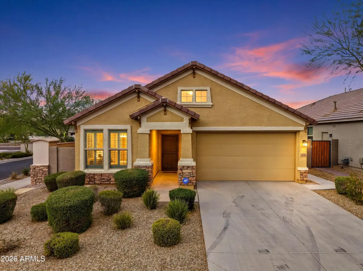 17742 W Granite View Drive, Goodyear, AZ 85338 - #1