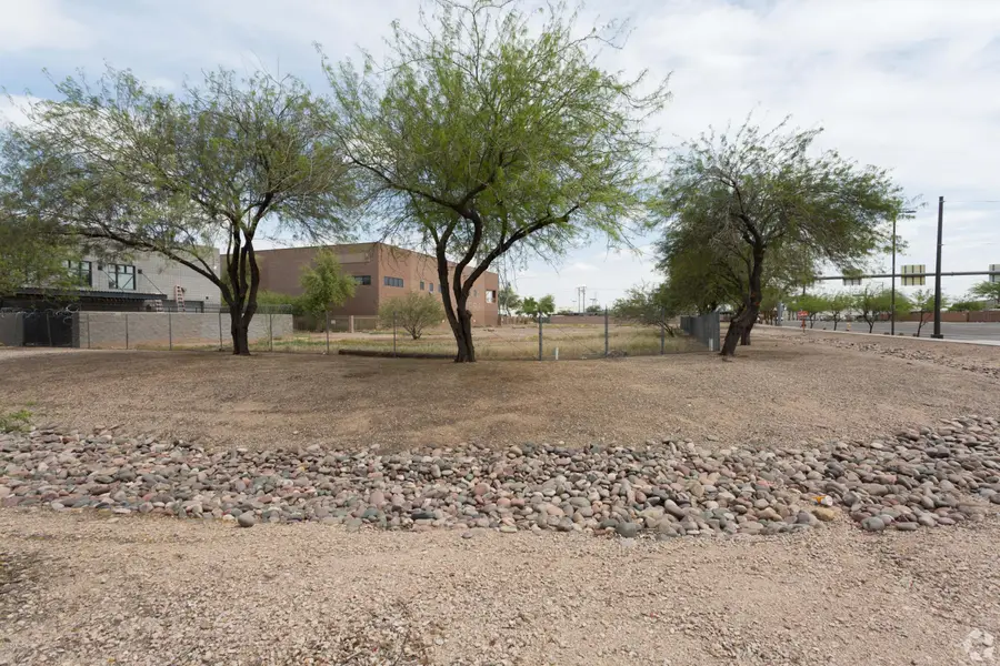 2130 E Washington Street #'-', Phoenix, AZ 85034 - #2