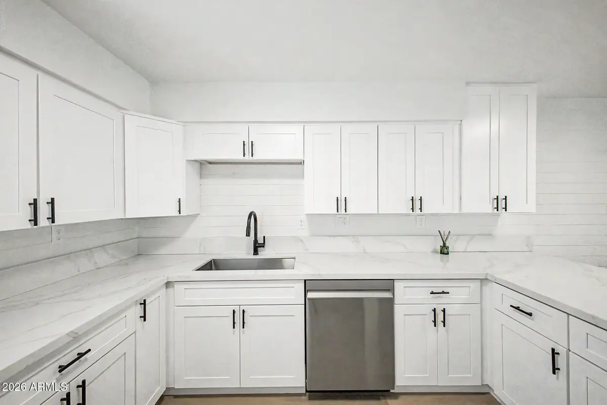3505 E Campbell Avenue #11, Phoenix, AZ 85018 - #1