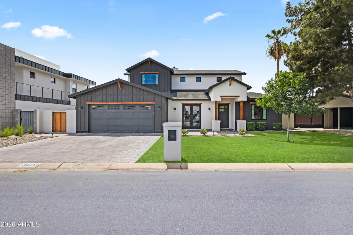 4518 N 39th Street, Phoenix, AZ 85018 - #1