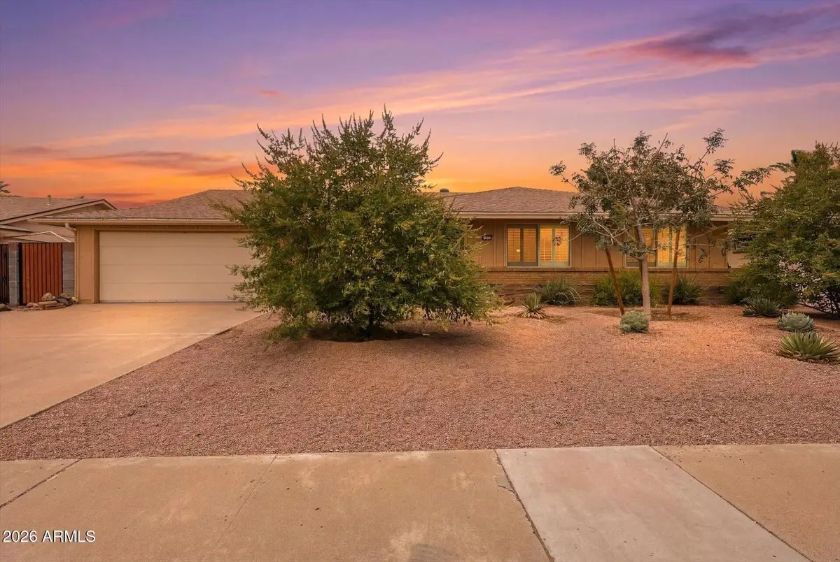 11016 W Meade Drive, Sun City, AZ 85351 - #1