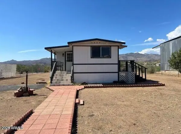 33380 S Ta Do Hoya Trail, Black Canyon City, AZ 85324
