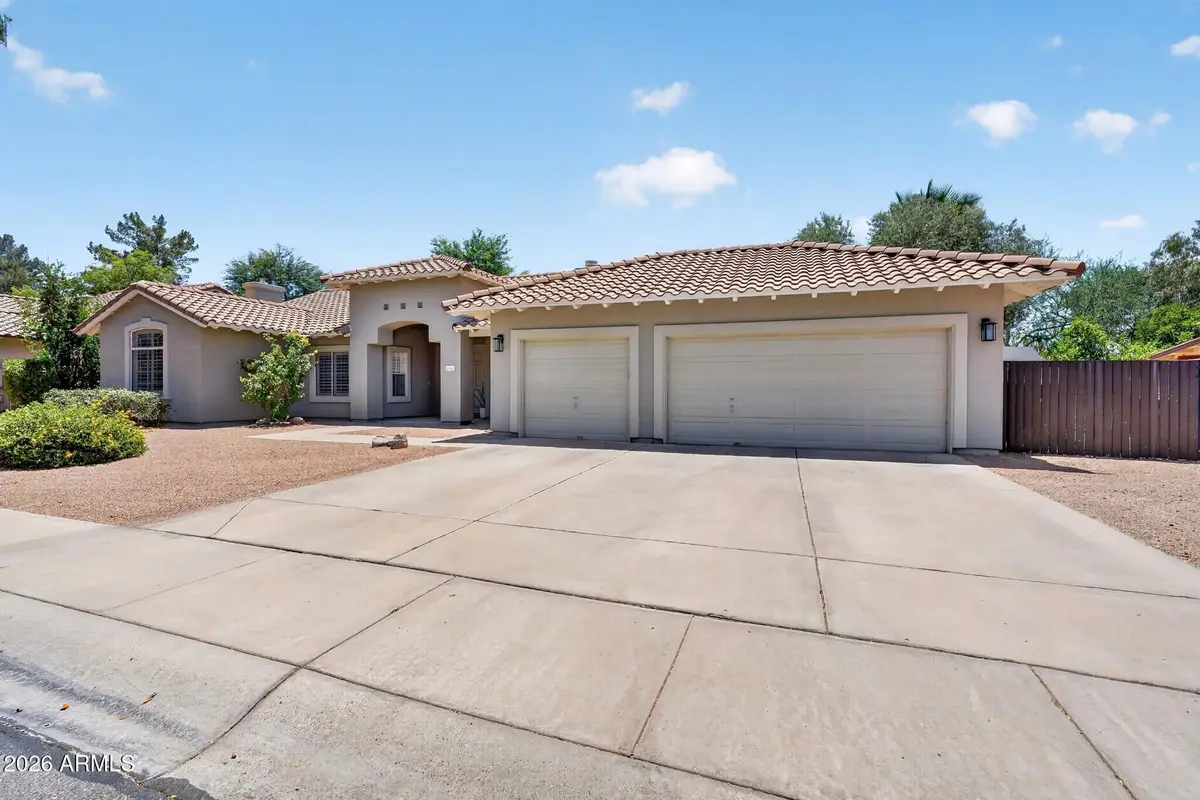 902 N Oxford Lane, Chandler, AZ 85225 - #1