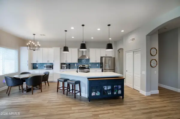 8524 E Nido Avenue, Mesa, AZ 85209