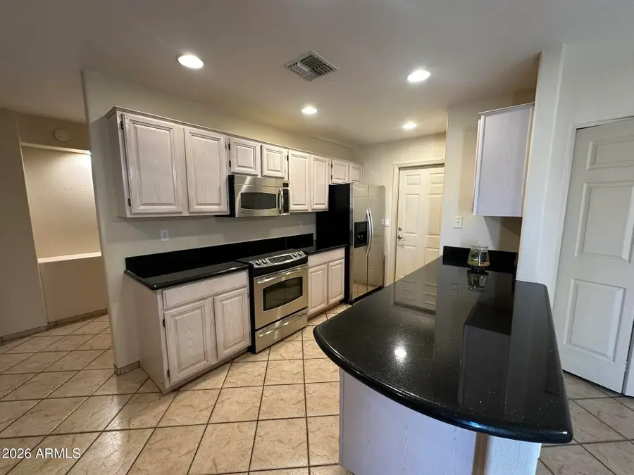 14462 N Sherwood Drive #B, Fountain Hills, AZ 85268 - #2