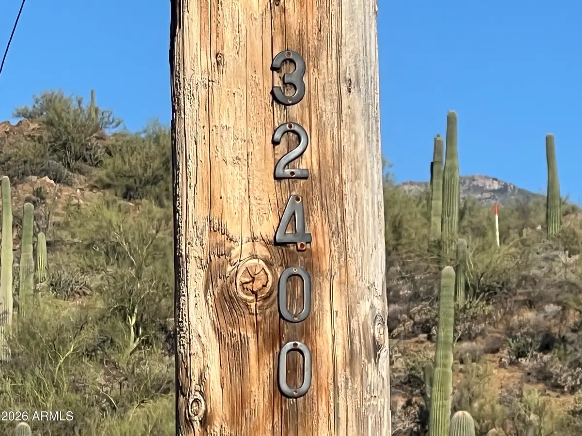 32400 S Lisa Drive, Black Canyon City, AZ 85324 - #1