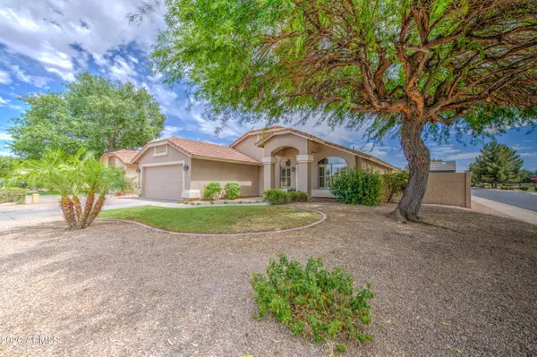 2233 E Rawhide Street, Gilbert, AZ 85296