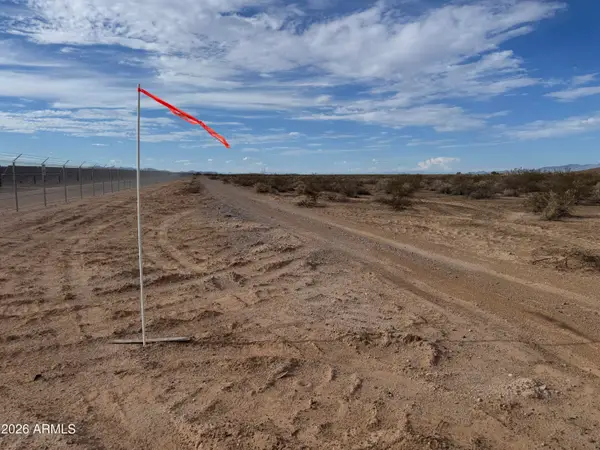 365XX W Vineyard Road, Tonopah, AZ 85354