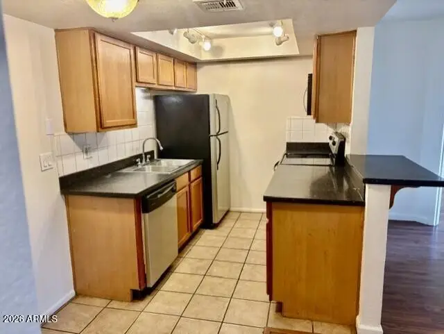 1336 E Mountain View Road E #101, Phoenix, AZ 85020 - #3