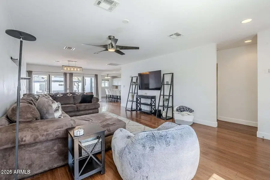 4402 E Montecito Avenue, Phoenix, AZ 85018 - #3