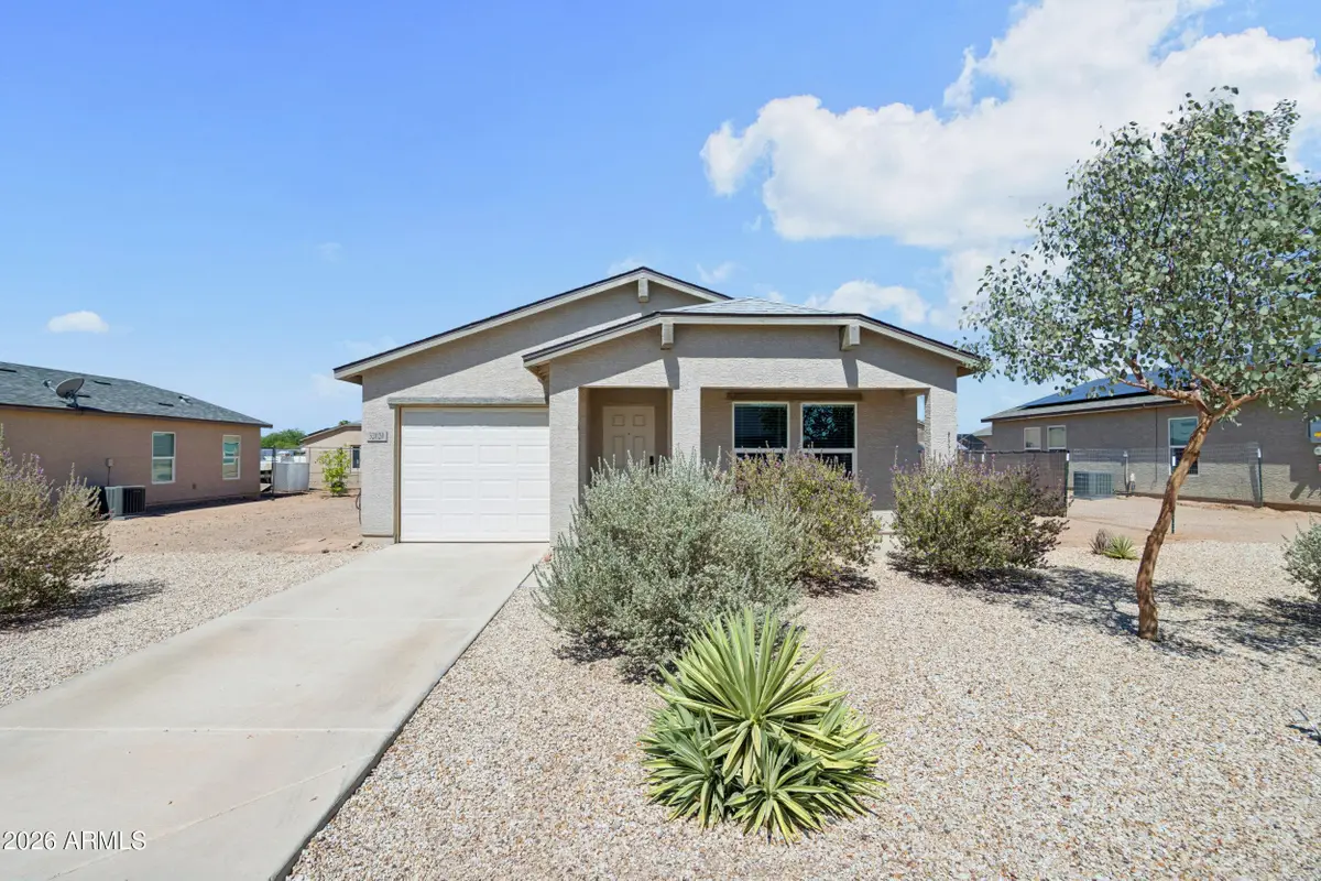32020 N Redding Street, Wittmann, AZ 85361 - #1