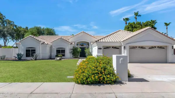 8695 E Charter Oak Drive, Scottsdale, AZ 85260