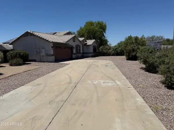 5462 N 77th Drive, Glendale, AZ 85303