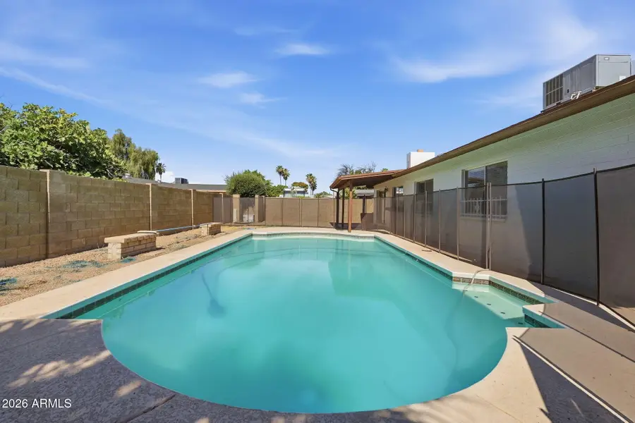 3945 W Barbara Avenue, Phoenix, AZ 85051 - #2