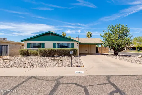 2902 W Laurel Lane, Phoenix, AZ 85029