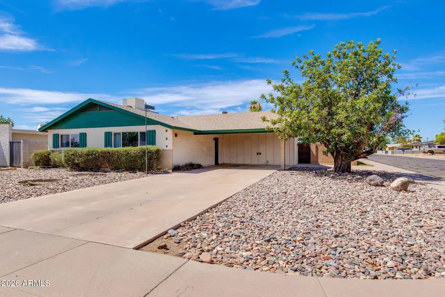 2902 W Laurel Lane, Phoenix, AZ 85029 - #2