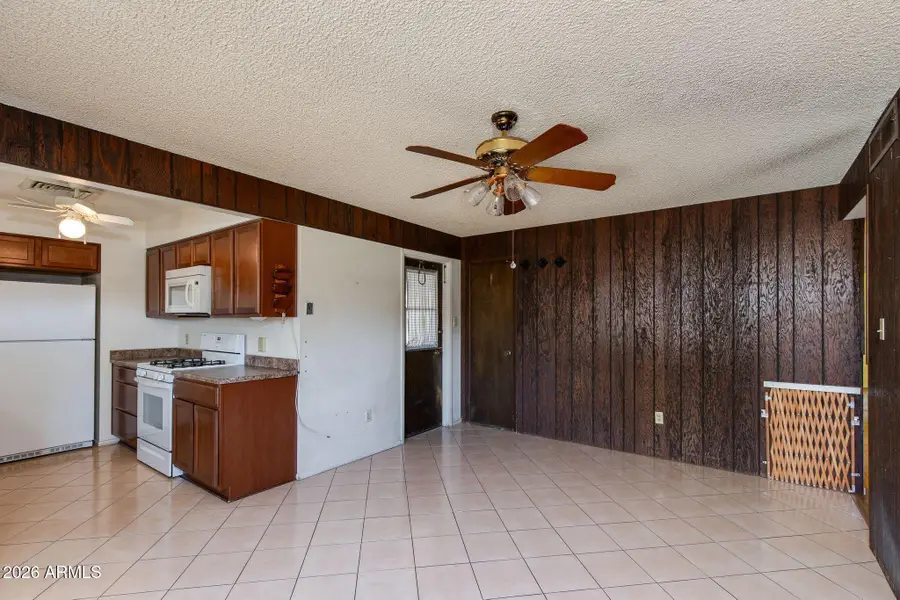 2902 W Laurel Lane, Phoenix, AZ 85029 - #3