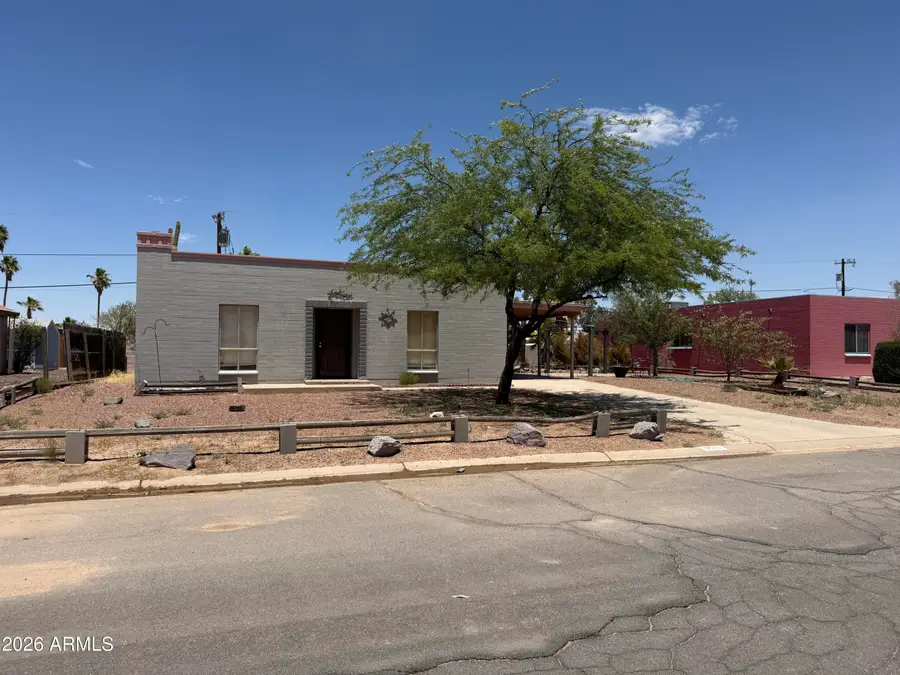 9510 W Madero Drive, Arizona City, AZ 85123 - #2
