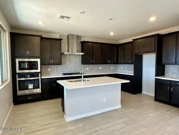 17012 W Buckhorn Trail W, Surprise, AZ 85387