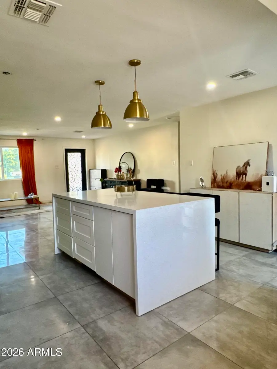 2502 E Edgemont Avenue, Phoenix, AZ 85008 - #2