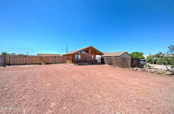 10261 E La Palma Avenue, Gold Canyon, AZ 85118