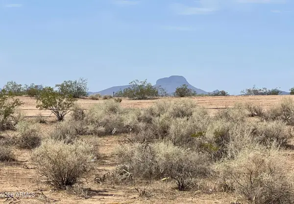 7825 S 350th Avenue, Tonopah, AZ 85354