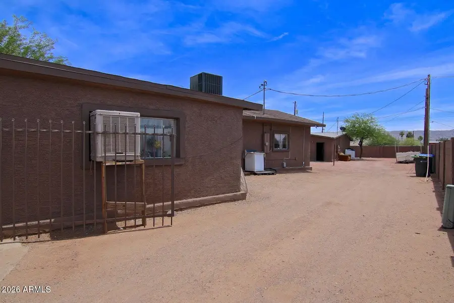 1709 E Encinas Lane, Phoenix, AZ 85040 - #2