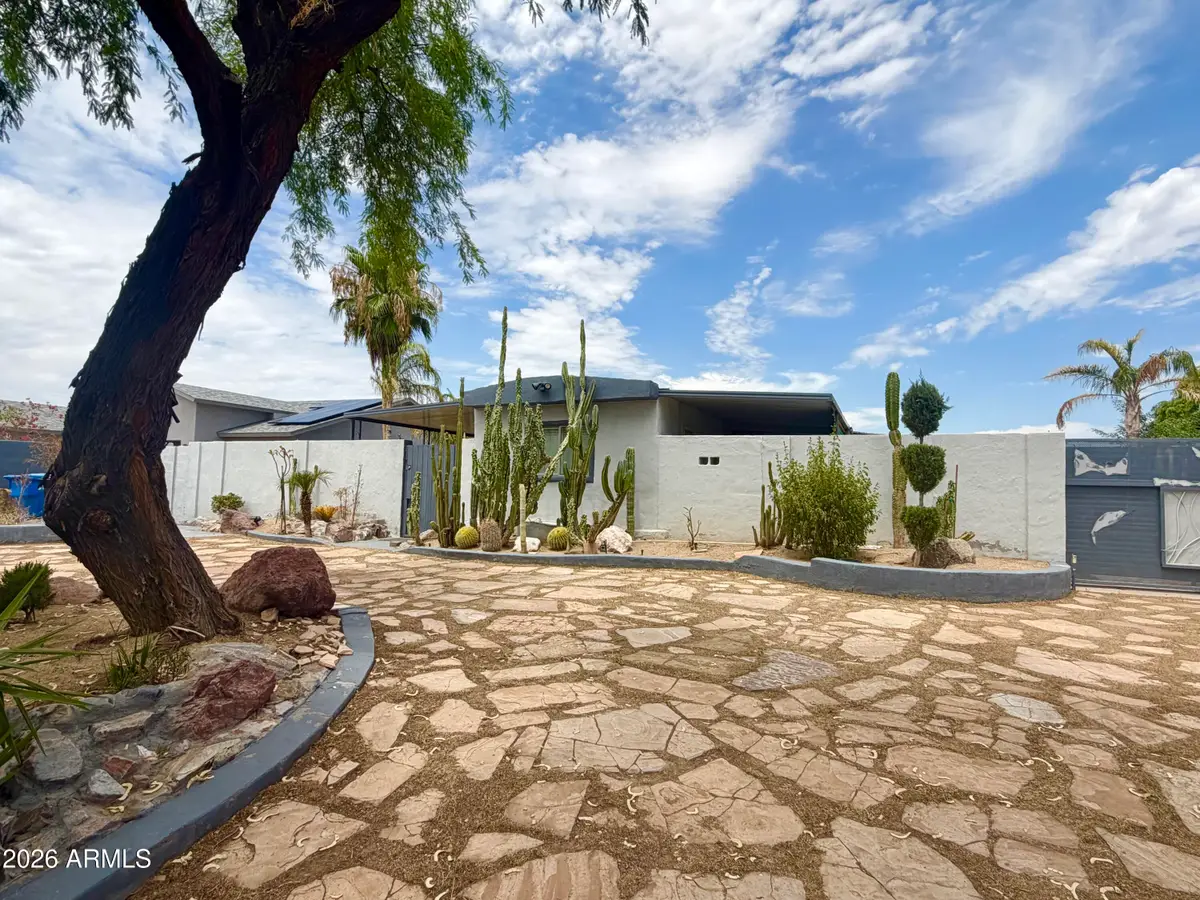 3520 W Monona Drive, Glendale, AZ 85308 - #1