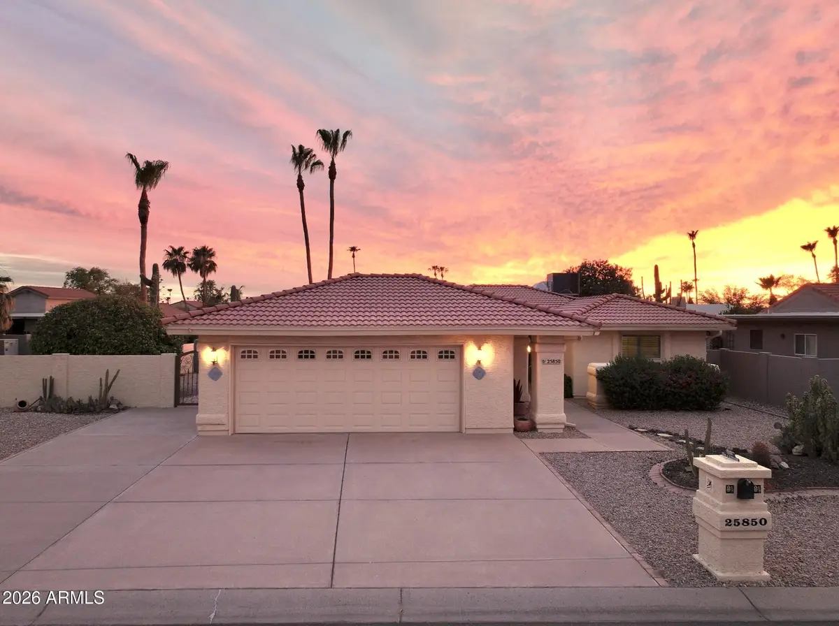 25850 S Foxglenn Drive, Sun Lakes, AZ 85248 - #1