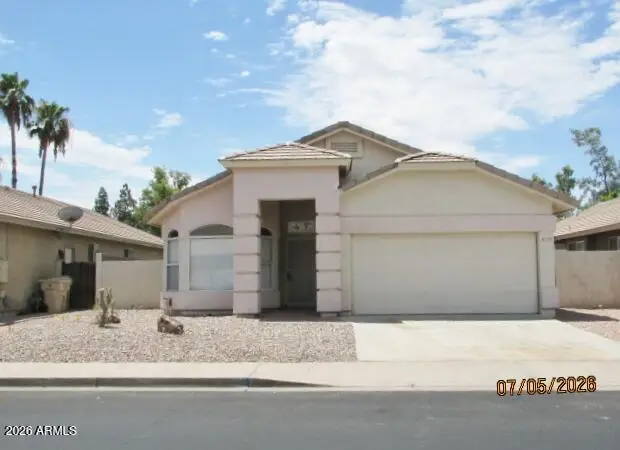 6135 W Navajo Drive, Glendale, AZ 85302 - #1