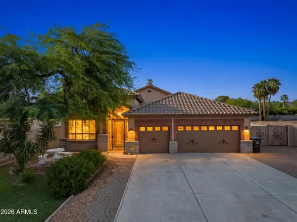 718 E Orangewood Avenue, Phoenix, AZ 85020
