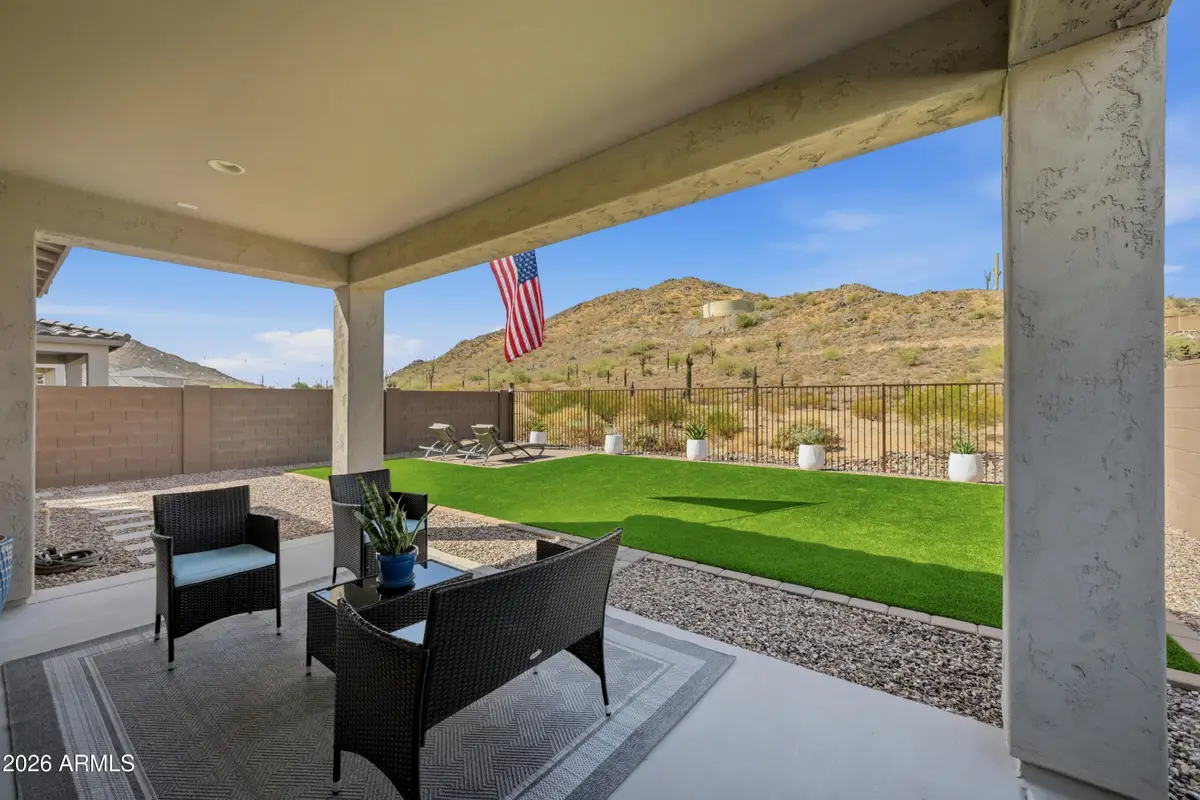 1405 W Flintlock Drive, San Tan Valley, AZ 85144 - #1