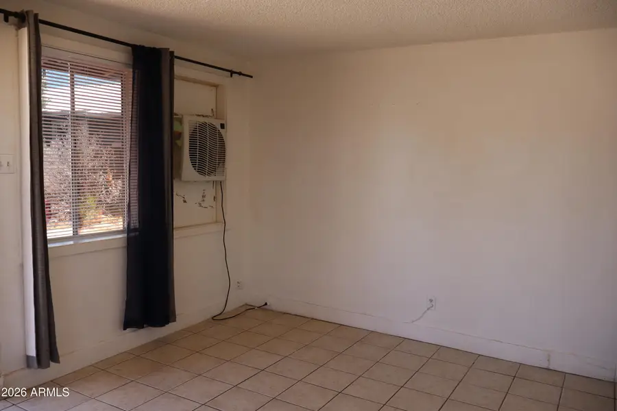 524 N Ave Avenue, Sierra Vista, AZ 85635 - #2