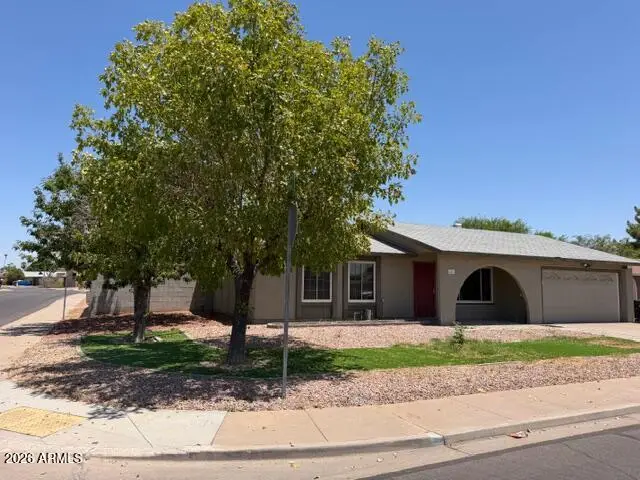 3033 S Longmore --, Mesa, AZ 85202 - #3