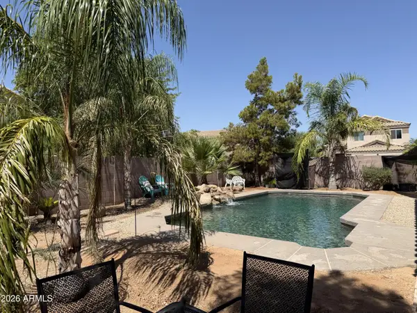 2469 W Hayden Peak Drive, San Tan Valley, AZ 85144
