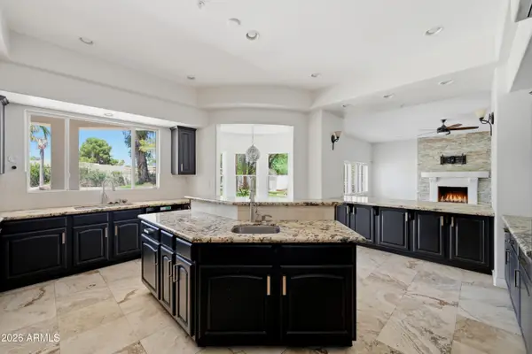 7214 E Royal Palm Road, Scottsdale, AZ 85258