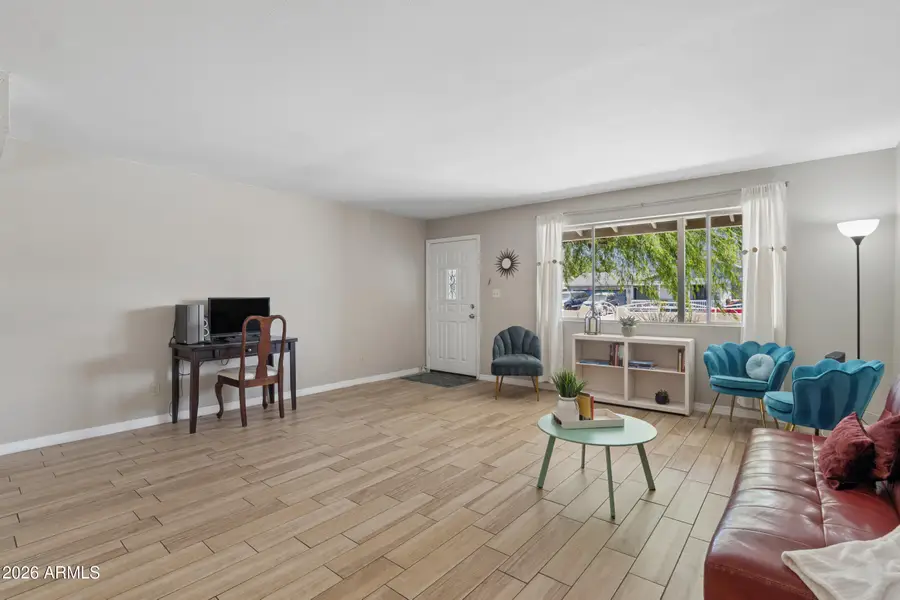 2131 W Edgewood Avenue, Mesa, AZ 85202 - #3