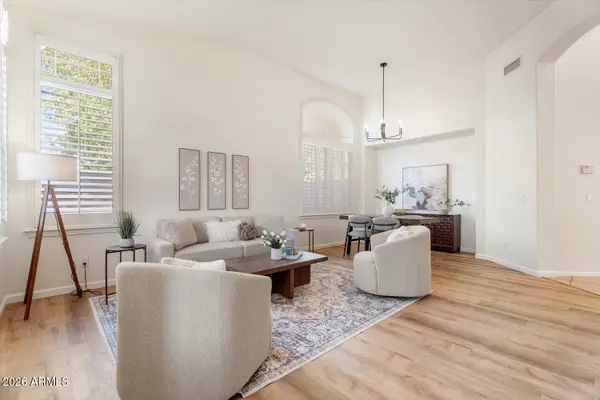 6915 W Blackhawk Drive, Glendale, AZ 85308