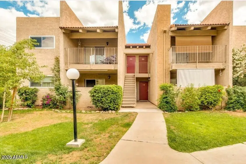 5525 E Thomas Road #R13, Phoenix, AZ 85018 - #1