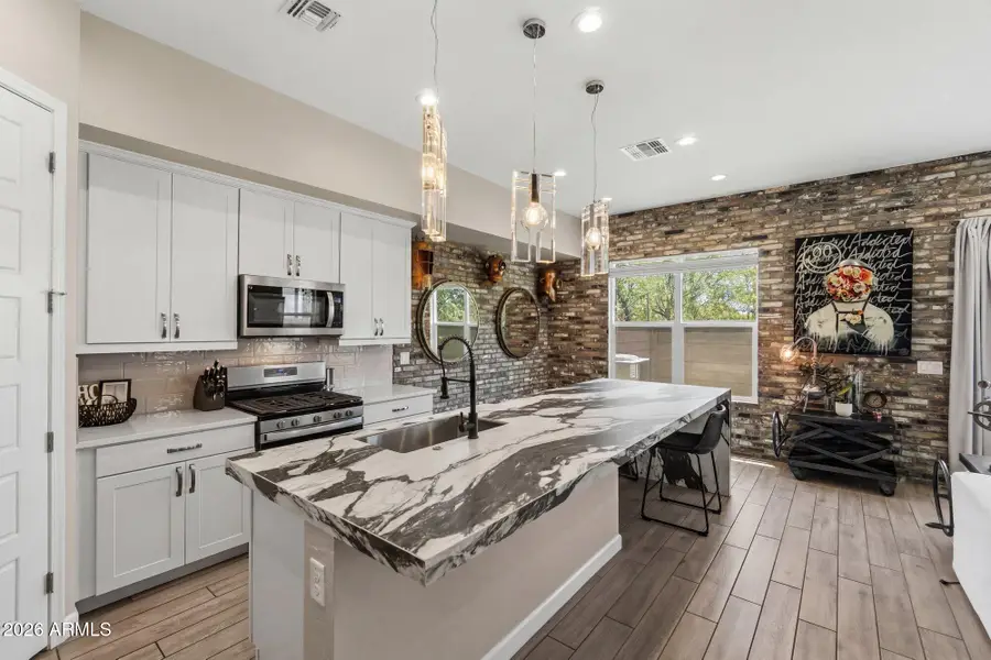 5041 E Woodridge Drive, Scottsdale, AZ 85254 - #2