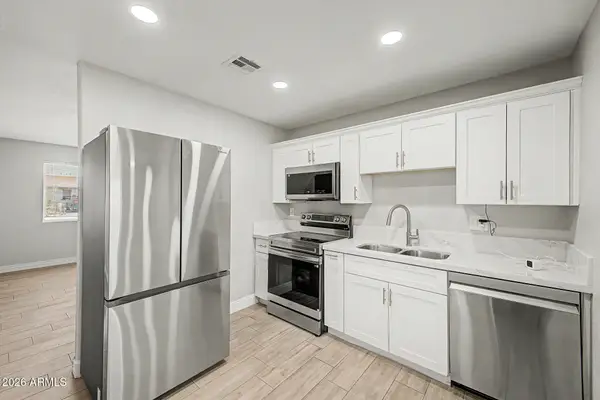 4044 W Burgess Lane, Phoenix, AZ 85041
