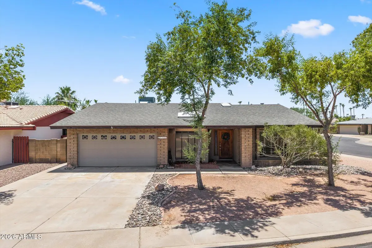 1735 W Isleta Avenue, Mesa, AZ 85202 - #1